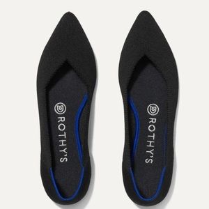 Rothy’s The Point Flat in Black